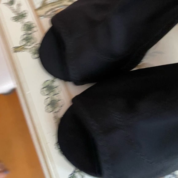 Forever21 Clear Pull On Sock Ankle Heeled Booties Size 6 - Picture 4 of 8